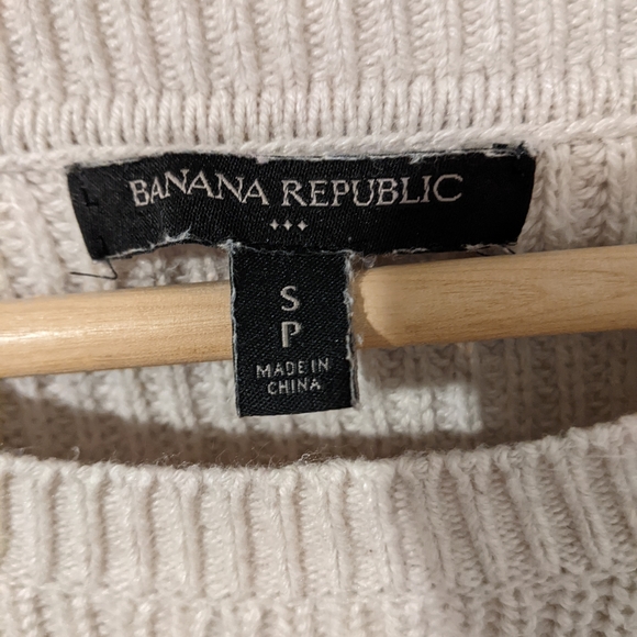 Oatmeal Banana Republic knit - Picture 3 of 4